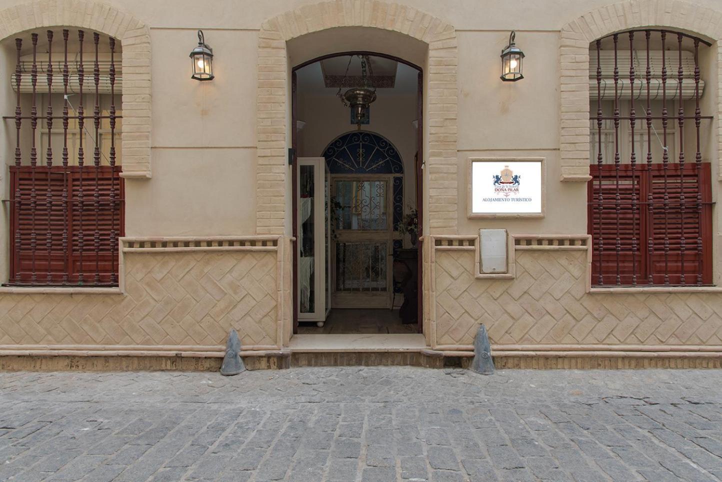Апартаменты Casa De La Juderia Dona Pilar Севилья Экстерьер фото